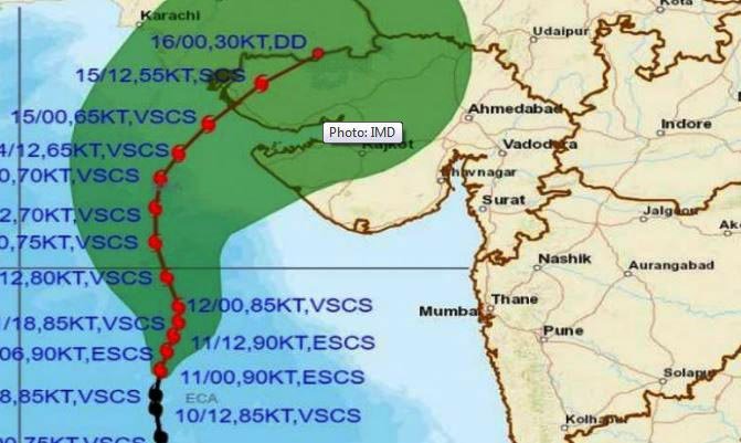 Latest Update Cyclone Biparjoy moving forward danger, 250km away